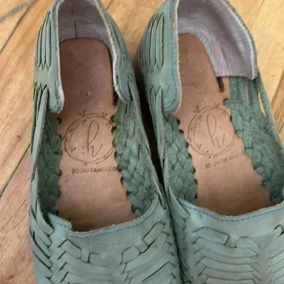 Leather woven platform turquoise sandals - Picture 7 of 7